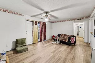 120 Camelot Dr, Atlanta, GA 30349 - Photo 3