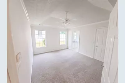 621 Majesty Crossing, Winder, GA 30680 - Photo 9