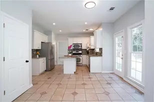 272 Birchmore Walk, Lawrenceville, GA 30044 - Photo 9