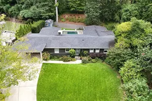 1423 Brook Valley Ln NE, Brookhaven, GA 30324 - Photo 9