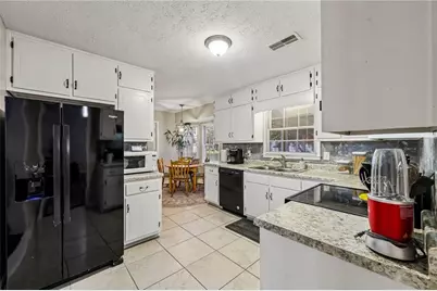3256 Village Glen Trail, Snellville, GA 30039 - Photo 7