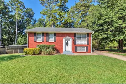 6671 Pelican Court, Riverdale, GA 30274 - Photo 1