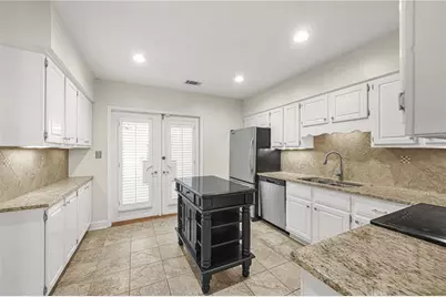 24 Plantation Drive NE, Atlanta, GA 30324 - Photo 13
