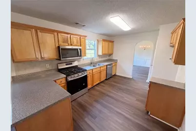 7425 Bodnant Drive, Fairburn, GA 30213 - Photo 9