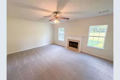 7425 Bodnant Drive, Fairburn, GA 30213 - Photo 13