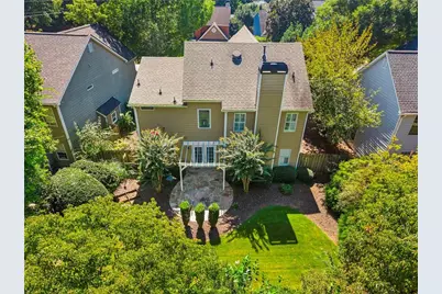 1010 Bradford Drive, Roswell, GA 30076 - Photo 3