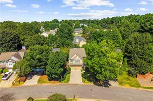 1010 Bradford Dr, Roswell, GA 30076 - Photo 23