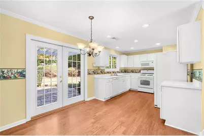 1010 Bradford Drive, Roswell, GA 30076 - Photo 5