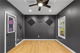 2049 McAfee Rd, Decatur, GA 30032 - Photo 7