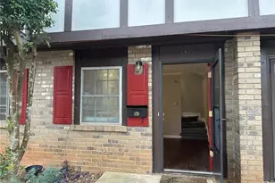 1317 Kingsgate Dr, Stone Mountain, GA 30083 - Photo 1