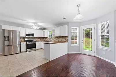 9360 Carnes Crossing Circle, Jonesboro, GA 30236 - Photo 13
