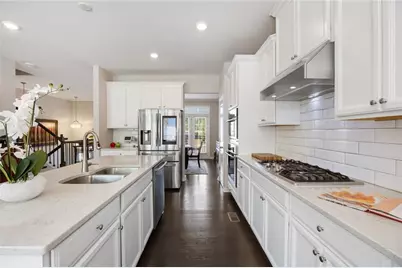 352 Provenance Drive, Sandy Springs, GA 30328 - Photo 9