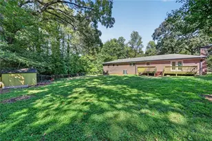 1920 Sierra Dr, Marietta, GA 30062 - Photo 29