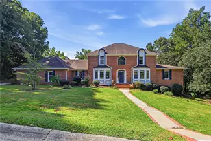 1102 Timber Glen Ct SW, Lilburn, GA 30047 - Photo 1