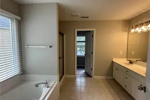 205 Foe Creek Ct, Roswell, GA 30076 - Photo 11