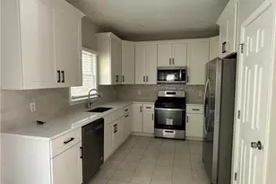 205 Foe Creek Ct, Roswell, GA 30076 - Photo 7