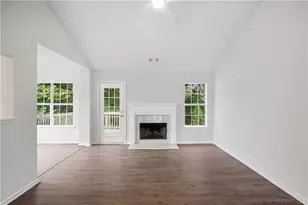 5129 Buchli Crest Ct, Lithonia, GA 30038 - Photo 3