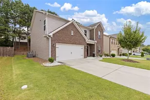 1807 Weatherbrook Cir, Lawrenceville, GA 30043 - Photo 3