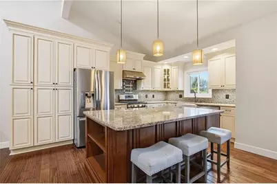 64 Basswood Circle, Sandy Springs, GA 30328 - Photo 5
