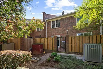1105 Clairemont Avenue #P, Decatur, GA 30030 - Photo 39