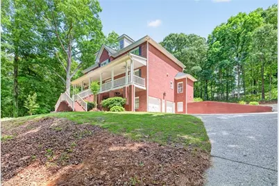 667 Wellington Drive, Winder, GA 30680 - Photo 5