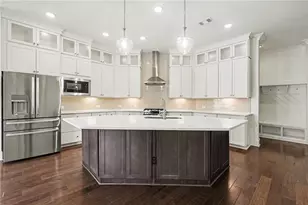 105 Sheridan Dr, Woodstock, GA 30189 - Photo 1
