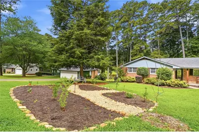 2858 Templar Knight Drive, Tucker, GA 30084 - Photo 5