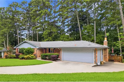 2858 Templar Knight Drive, Tucker, GA 30084 - Photo 3