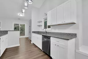 10650 Colony Glen Dr, Johns Creek, GA 30022 - Photo 13