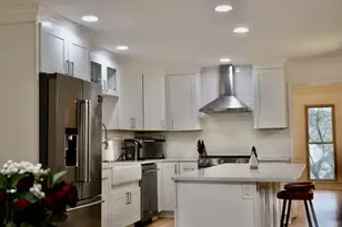 1951 Wellington Ln, Marietta, GA 30062 - Photo 11