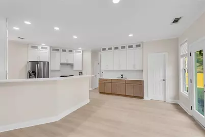 105 Parkside Close, Alpharetta, GA 30022 - Photo 9