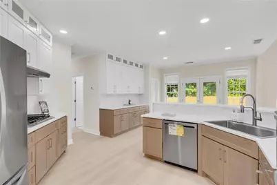 105 Parkside Close, Alpharetta, GA 30022 - Photo 11