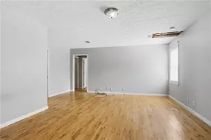 4945 Bent Creek Ct, Buford, GA 30518 - Photo 11