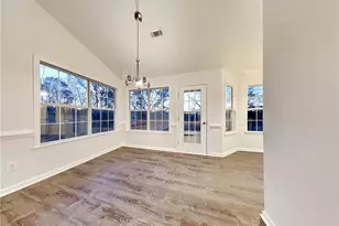 982 Forest Glen, Jonesboro, GA 30238 - Photo 9