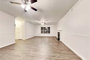 982 Forest Glen, Jonesboro, GA 30238 - Photo 7