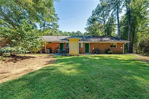 4901 Valley Dale Dr SW, Lilburn, GA 30047 - Photo 9