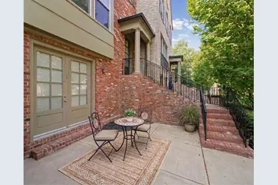530 Micayne Circle SE #4, Smyrna, GA 30082 - Photo 3