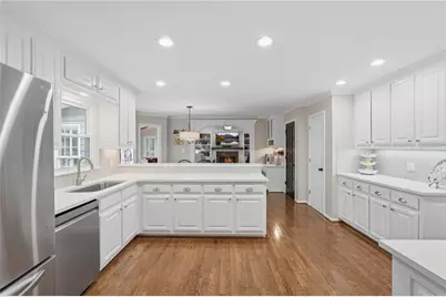 1071 Lake Washington Drive, Lawrenceville, GA 30043 - Photo 19