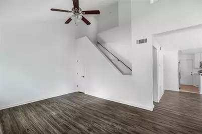 2176 Wellington Circle, Lithonia, GA 30058 - Photo 5
