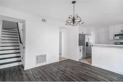 2176 Wellington Circle, Lithonia, GA 30058 - Photo 9