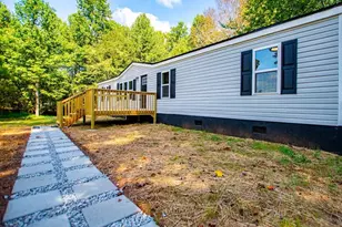 61 Crest Rd, Carrollton, GA 30116 - Photo 3