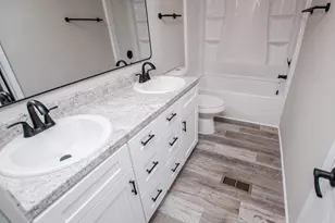 61 Crest Rd, Carrollton, GA 30116 - Photo 27