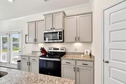 385 Shasta Court, Hoschton, GA 30548 - Photo 7
