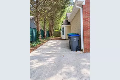 1055 Chatham Road, Buford, GA 30518 - Photo 21