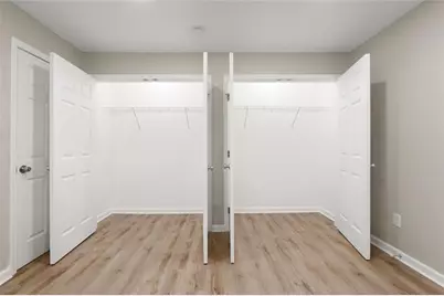 495 Larchmont Circle NW, Atlanta, GA 30318 - Photo 15