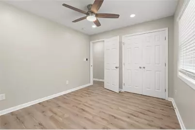 495 Larchmont Circle NW, Atlanta, GA 30318 - Photo 11