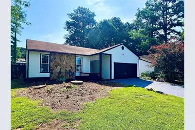 2034 Corners Circle, Lithonia, GA 30058 - Photo 3
