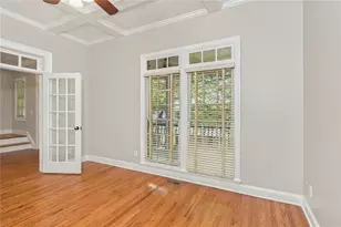 1442 Hedgewood Ln NW, Kennesaw, GA 30152 - Photo 5