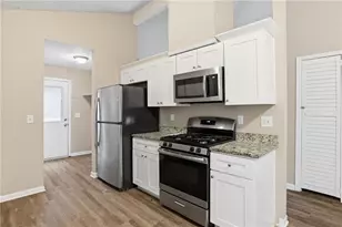 2257 Leslie Brook Dr, Decatur, GA 30035 - Photo 11