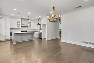 401 Carryback Dr NE, Marietta, GA 30068 - Photo 17
